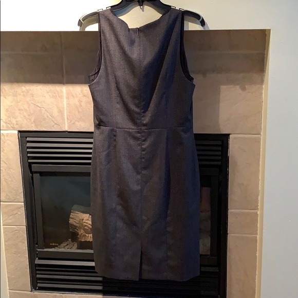 Sooo sophisticated Hugo Boss dress - Picture 8 of 8